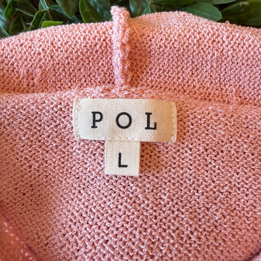 New POL Pink and White Star Patterned Women's Distressed Sweater - Picture 10 of 12
